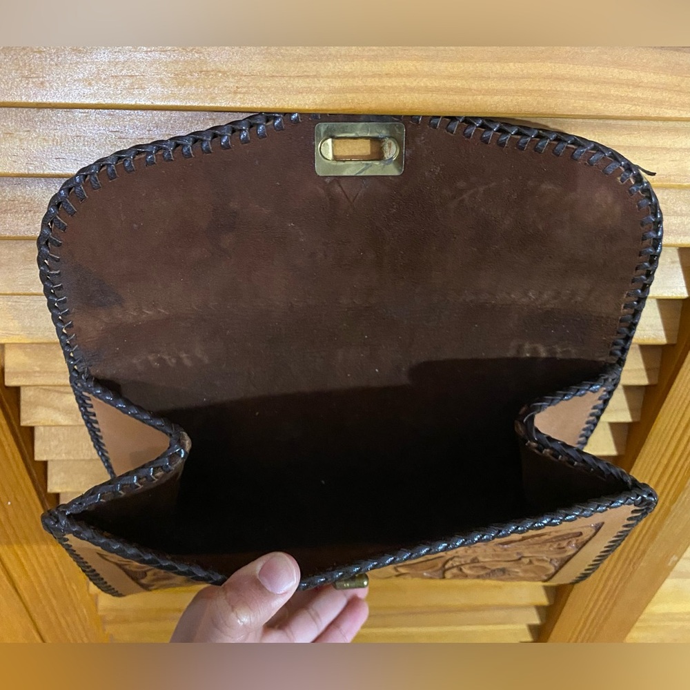 Floral embossed, handheld bag - Picture 8 of 11